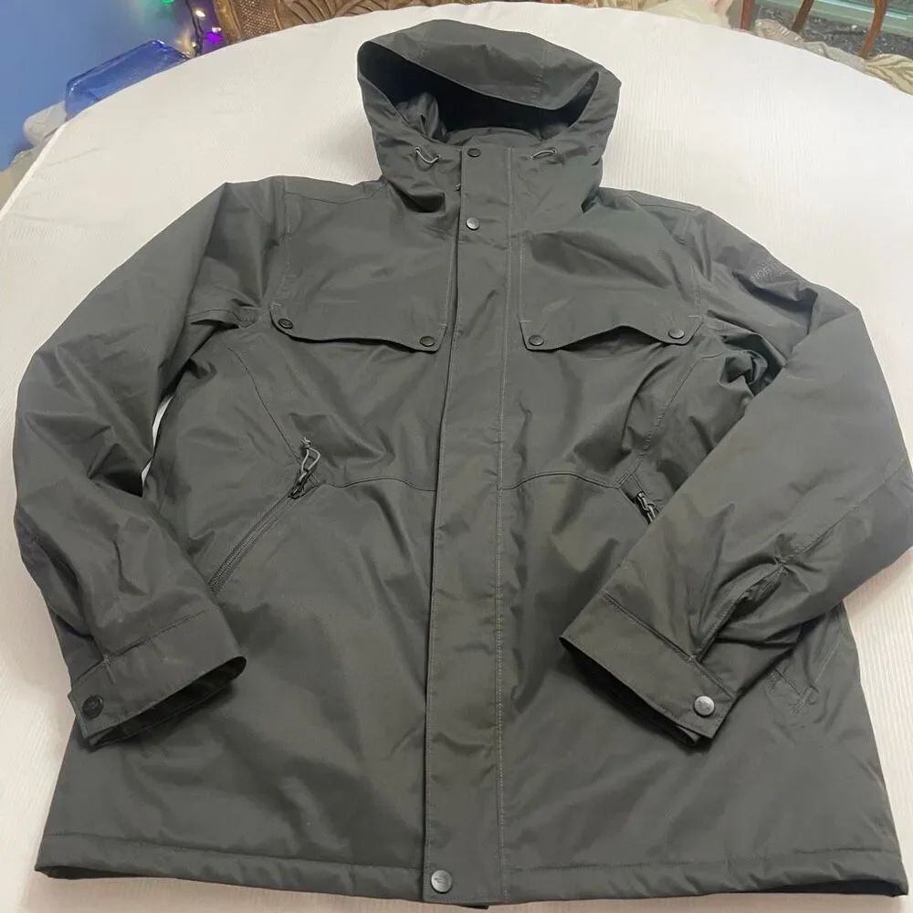 The North Face Men’s Grey Windbreaker Jacket Size Large